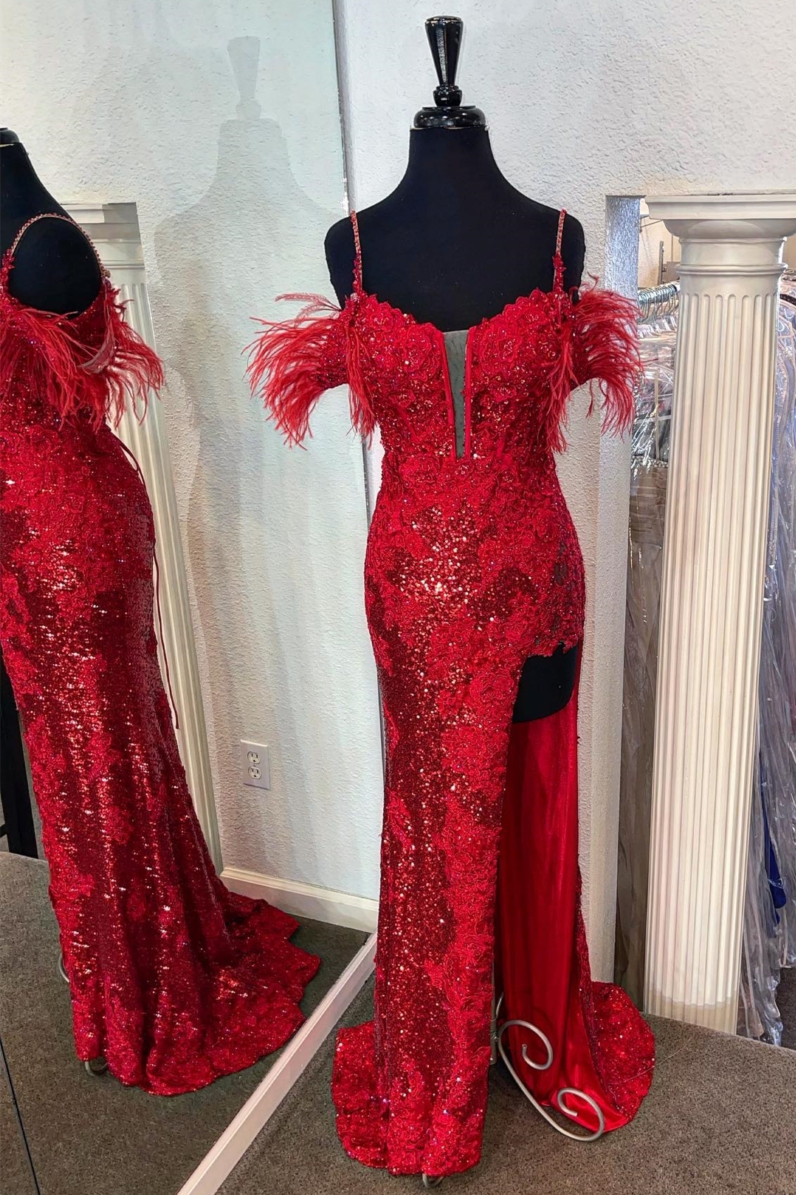 Straps Tight Red Sequin Mermaid Appliques Long Formal Dress