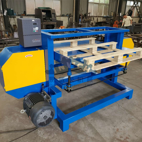 Wood Pallet Cutting Band Saw  