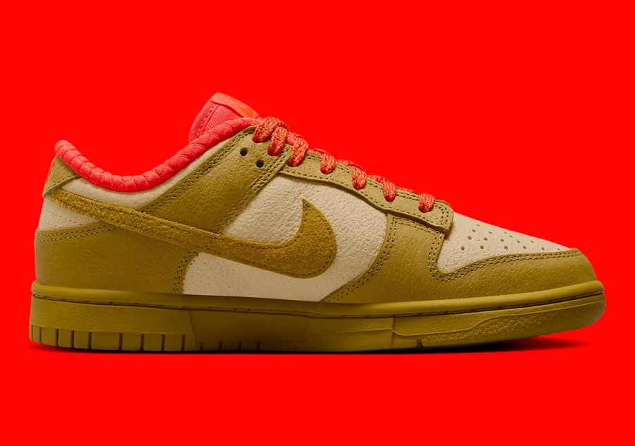 [Sneaker News] The New Nike Dunk Low combines "Sesame" and "Bronze" colors with a touch of "Picante Red"!