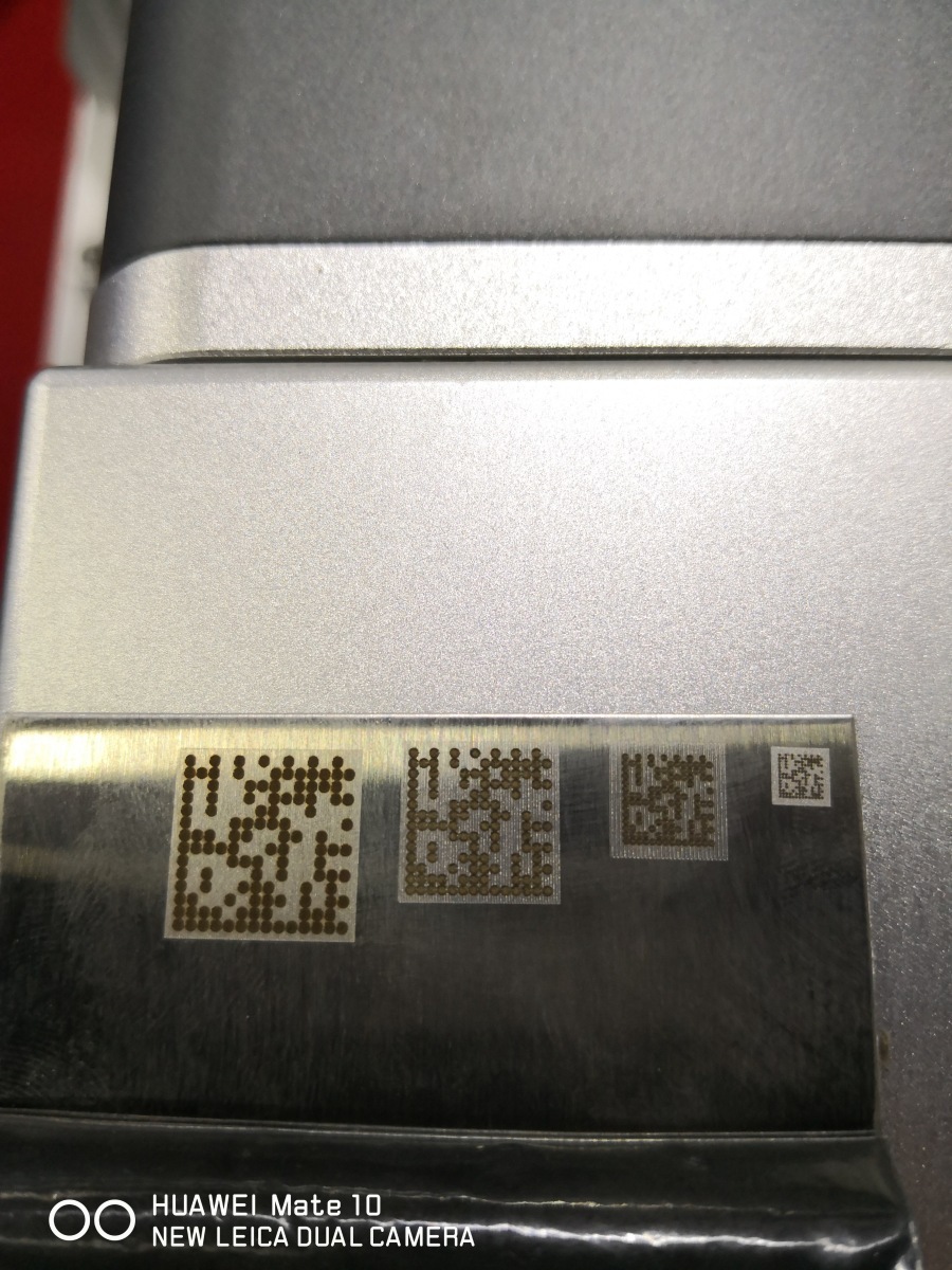 Barcode Fiber Laser Marking Engraving Machine