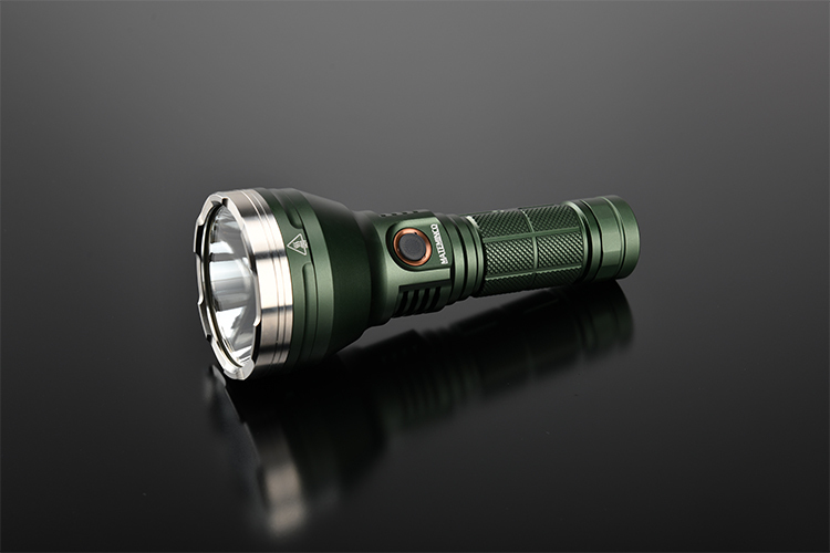 Mateminco MT90Mini Luminus SBT90.2 4500 Lumens 1428 Meters Rechargeable Thrower Flashlight