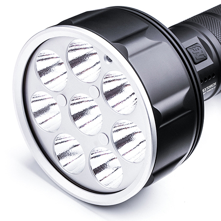 NEXTORCH Saint Torch 31 8 x CREE® XHP50 LEDs 20000 lm Ultra-Bright Search Light