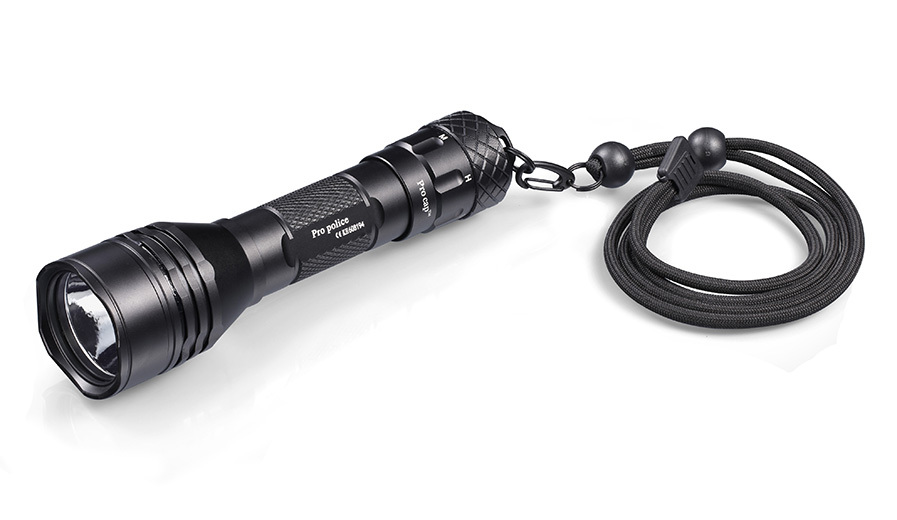Wolf Eyes Pro Police LED Luminus SST-40-W LED 825 Lumens Tactical Flashlight