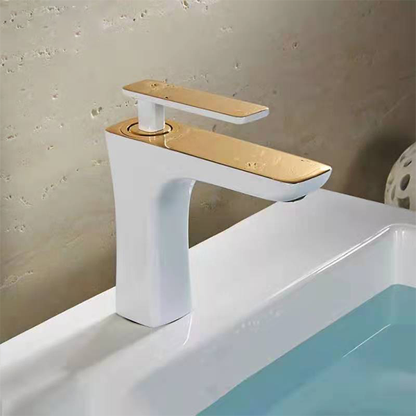 Basin Faucet Face Square Chrome Single Hole Single Hand Bathroom Sink