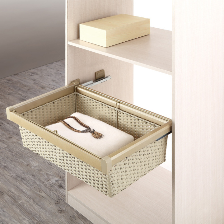 closet pull out basket