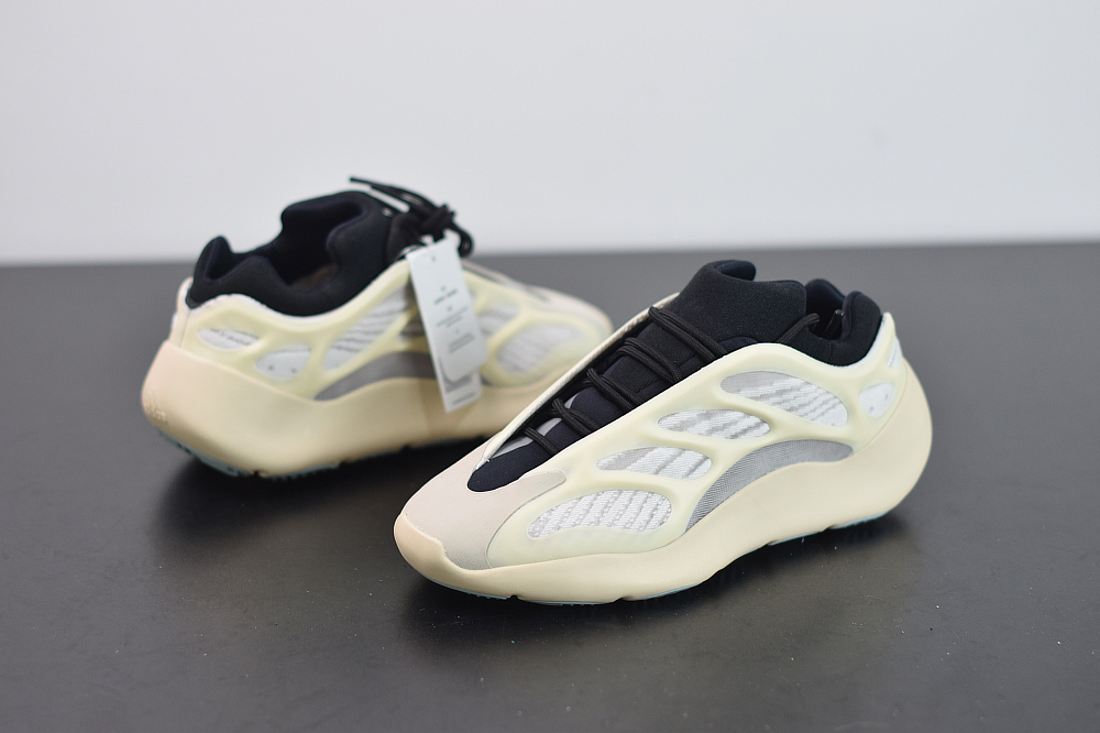 Goat Shoes PK Yeezy 700 V3 Azael,FW4980 Sneakers