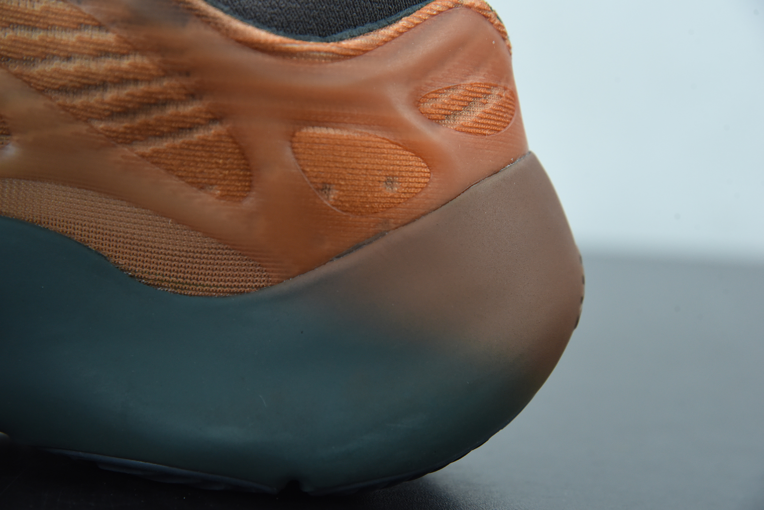 PK Yeezy 700 V3 Copper Fade,GY4109
