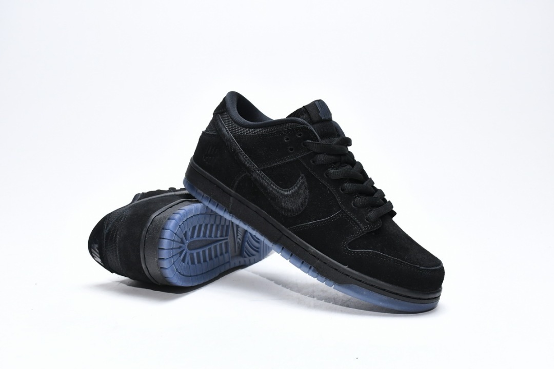 sb dunk undefeated black