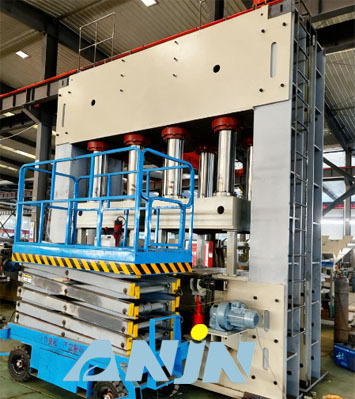 Why Cold Pressing is Used for the Veneer Surface Layer of Engineered Wood Flooring Instead of Hot Pressing​