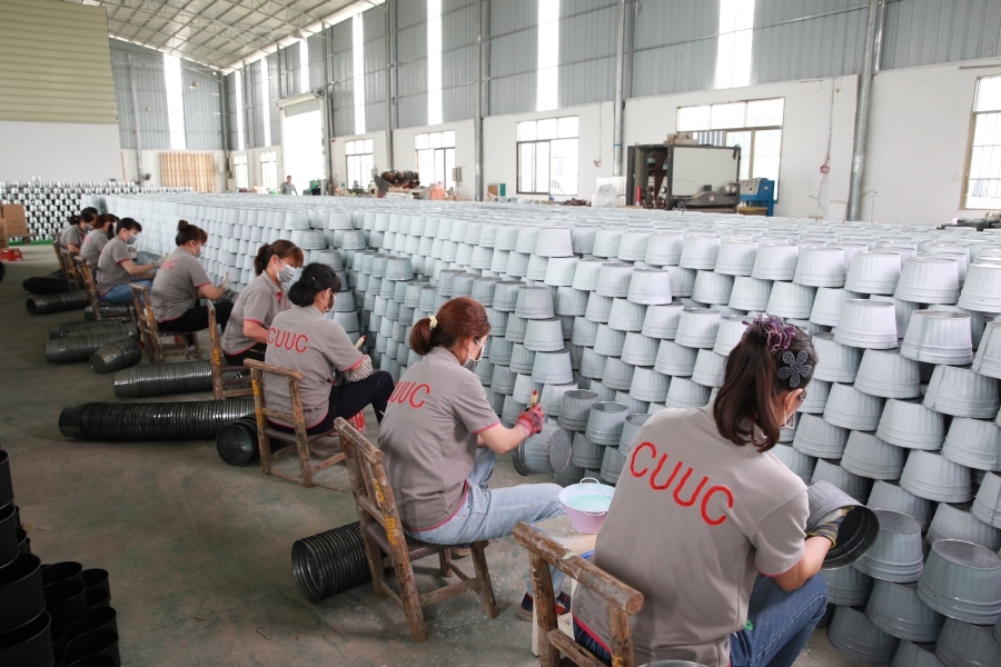 Source Factory Direct Supply: High-Quality Metal Flower Pots Empower Global Foreign Trade Partners