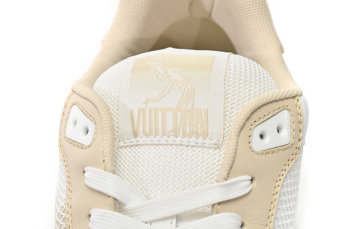 Louis Vuitton Trainer Beige White GO0220