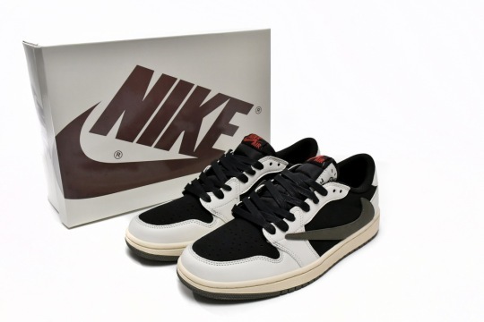 travis scott jordan 1 ua