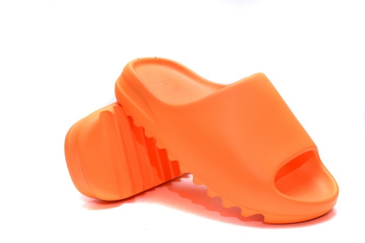 Fake Yeezy Slide Enflame Orange