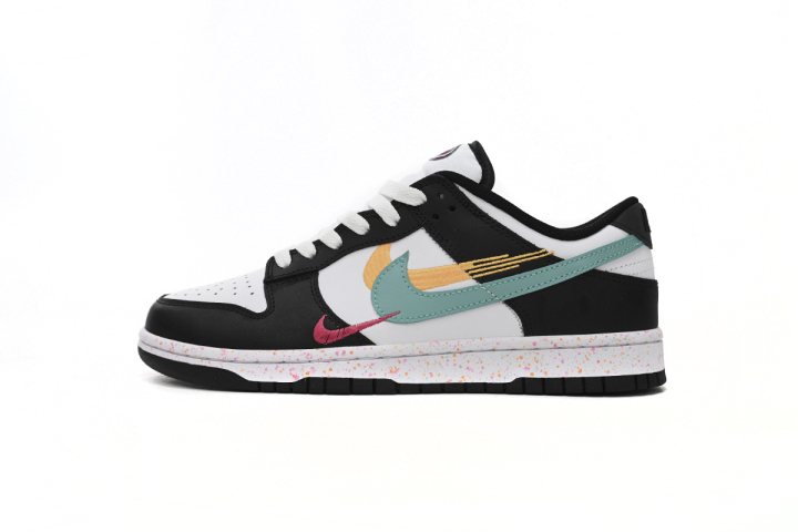 dunk low Multiple Swoosh