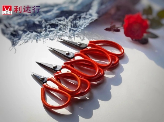 Lidahang high carbon steel shoes tools rubber handle scissor