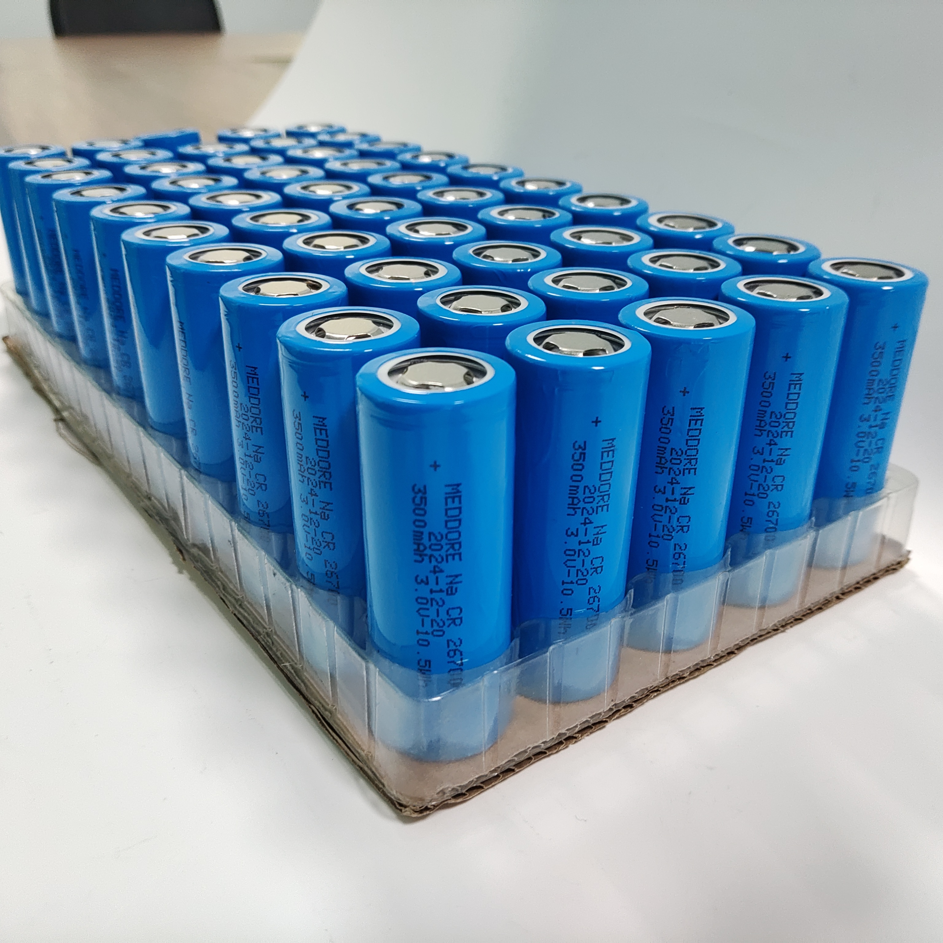 Meddore Na Ion 26700 3.1V 3500mAh 3200mAh  Long Cycles Rechargeable Na Ion Cells Sodium Ion Battery
