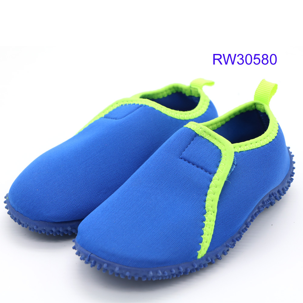 lightest sneakers for travel