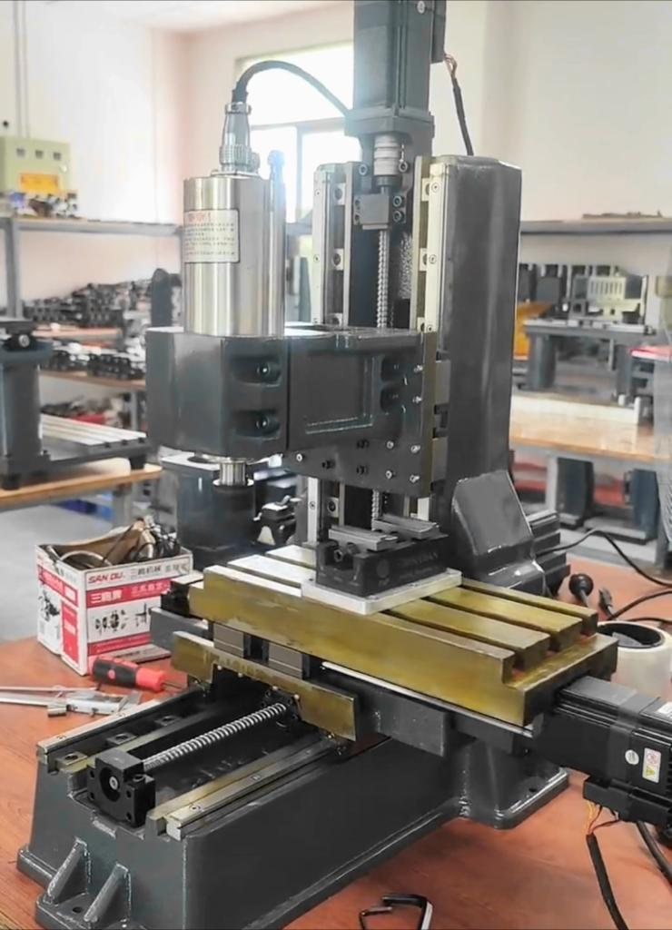 GZ01-2016-3 CNC mini desktop 3 axis milling and engraving machine