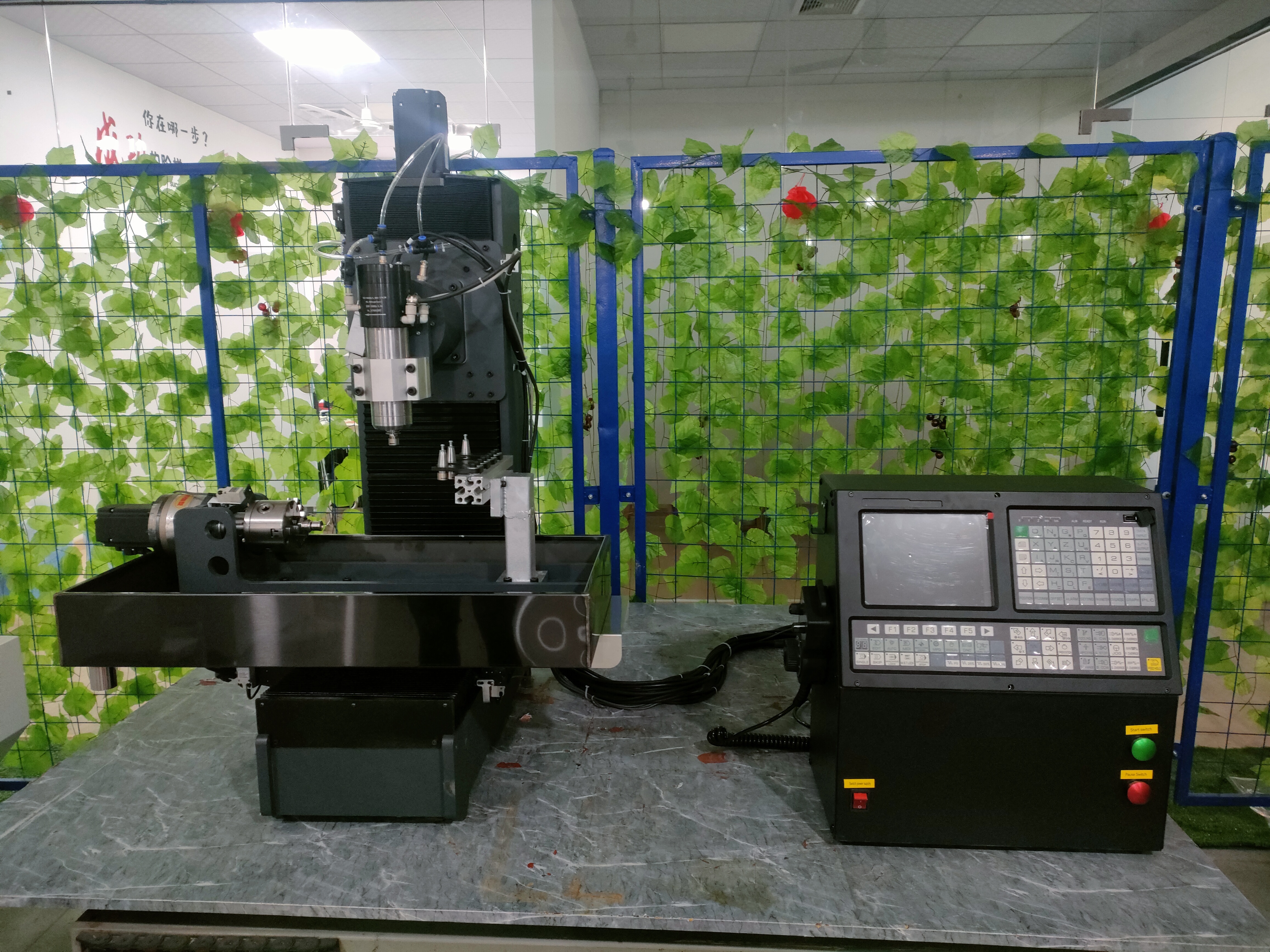 GZ01-2727-5 ATC desktop 5 axis CNC milling and engraving machine