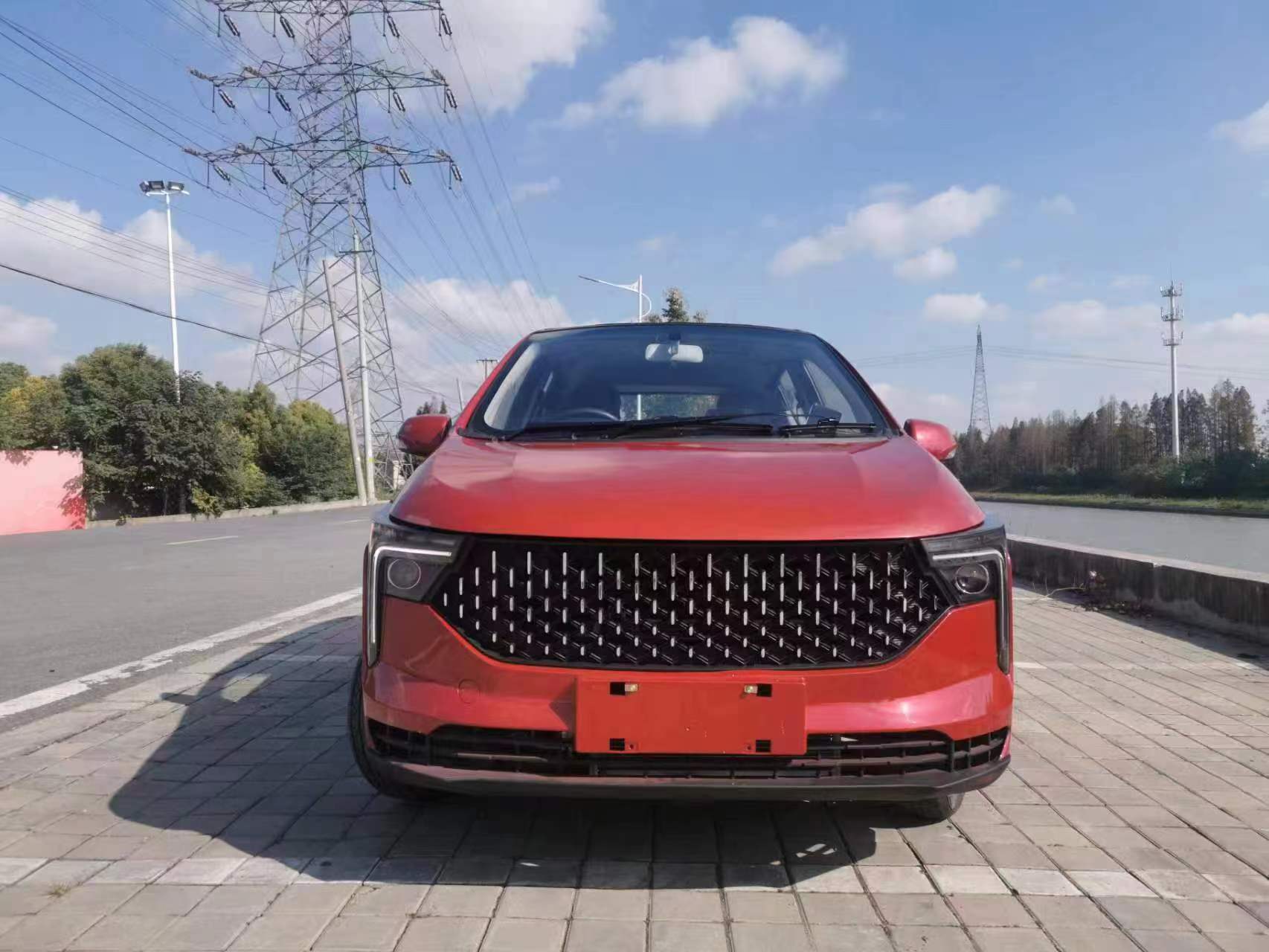 Huazi No.3 Xiaohe Model Electric Car 120 km Short Range Citizen Model
