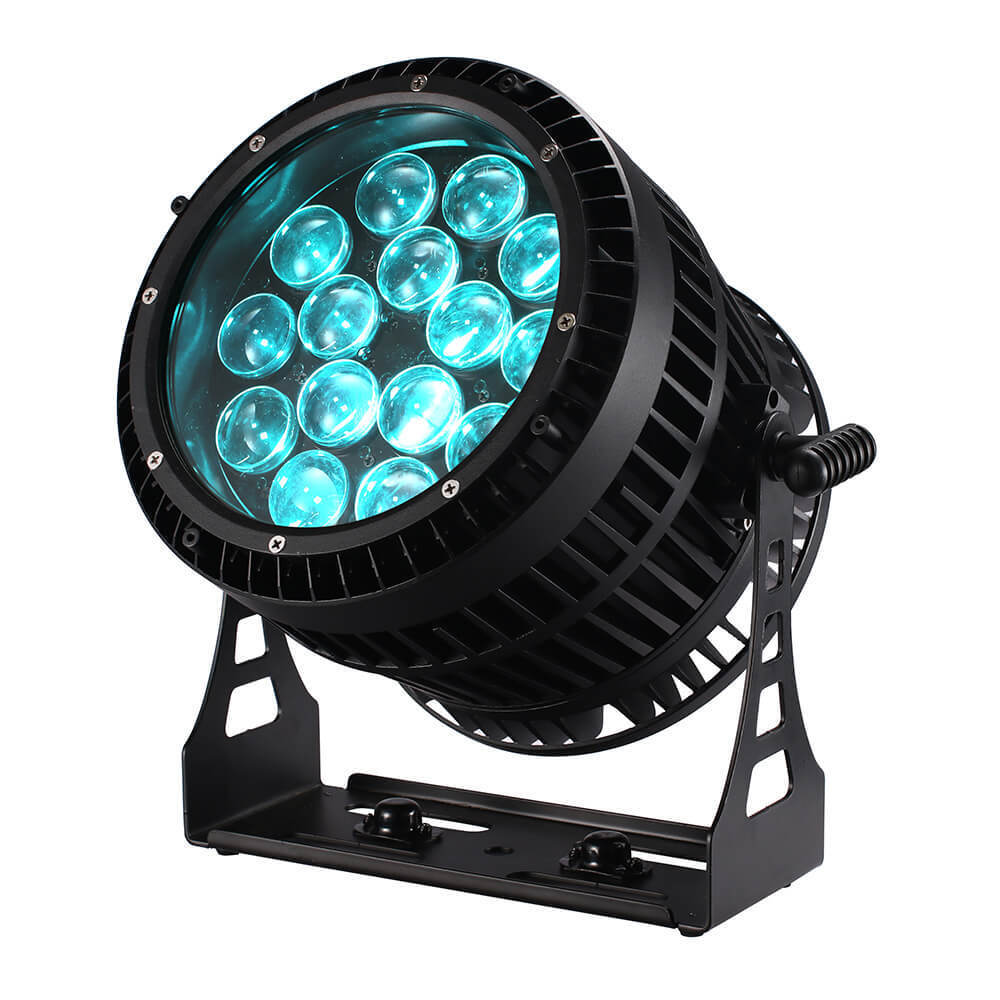 IP65_15x15w_4in1_RGBW_Zoom_Led