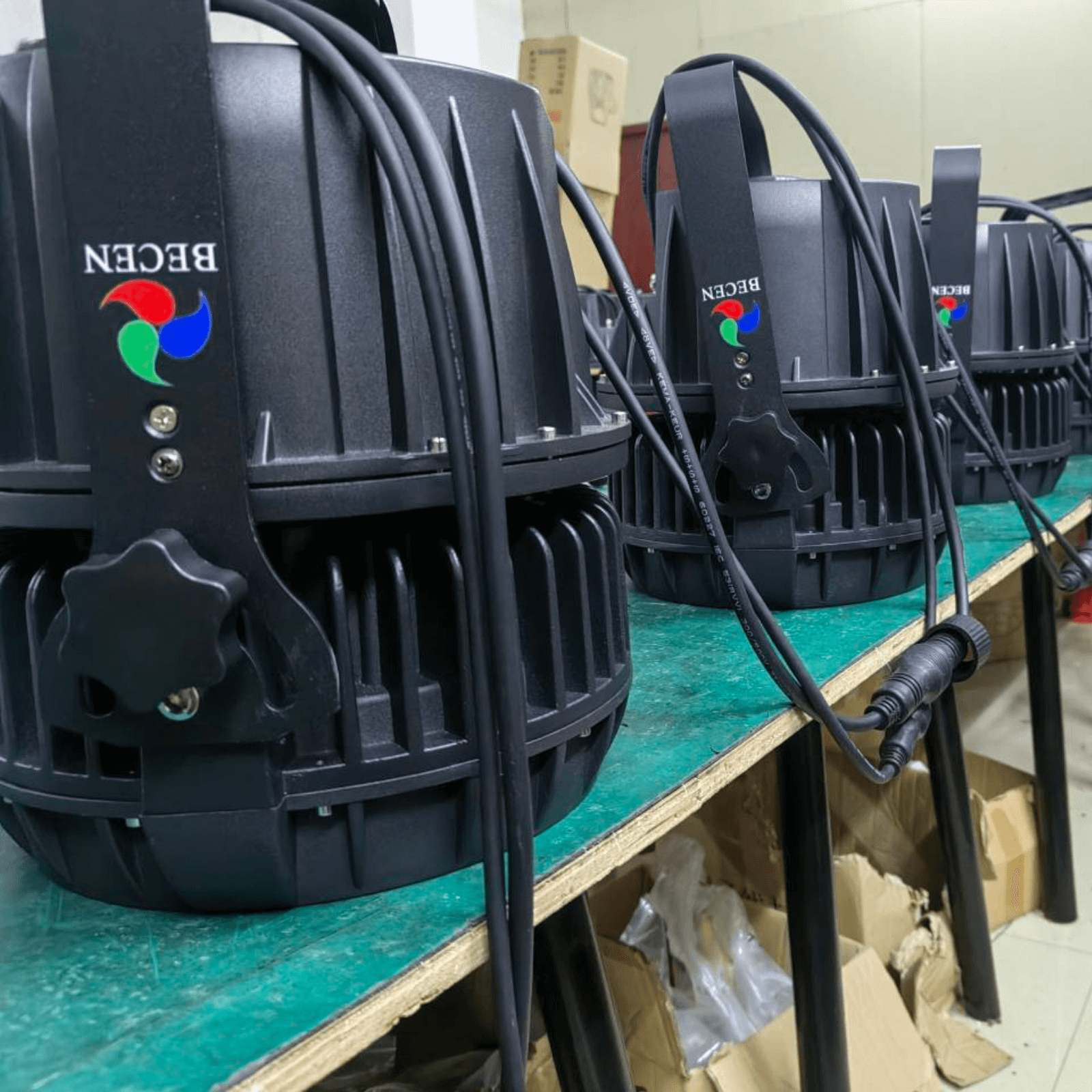 BECEN IP65 18x18w RGBWA UV 6in1 Led Waterproof Zoom Par Light