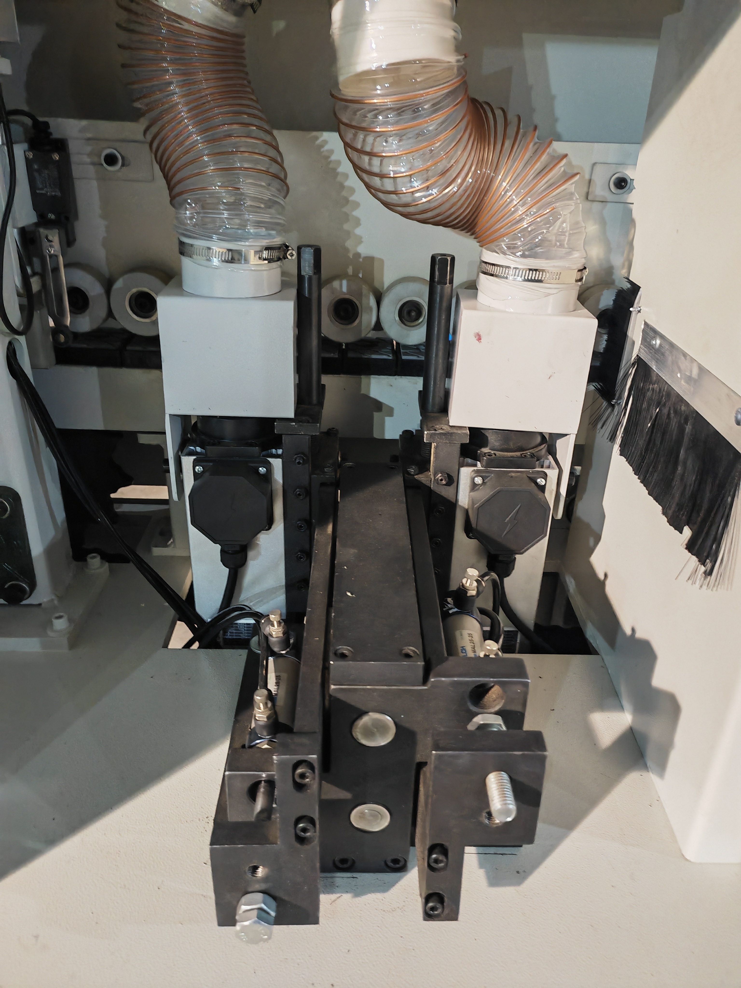 HAILIJU MF-B6421 Automatic edge banding  