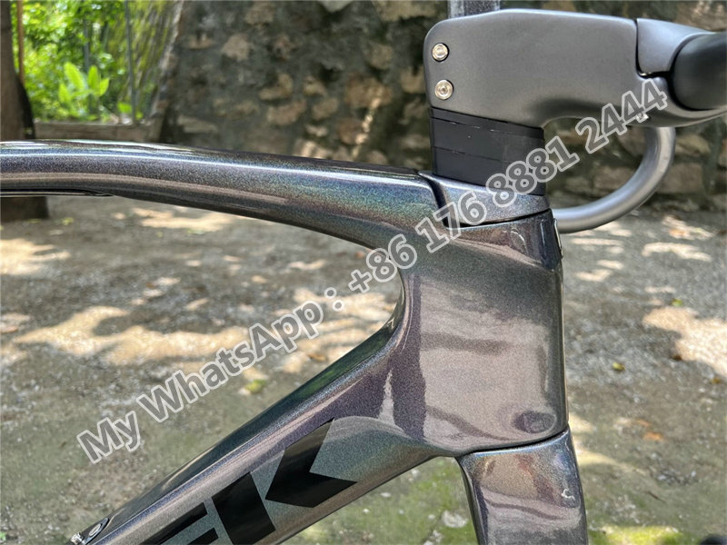 Black Chameleon T1000 UD Glossy TREK MADONE SLR PROJECTONE Carbon Road