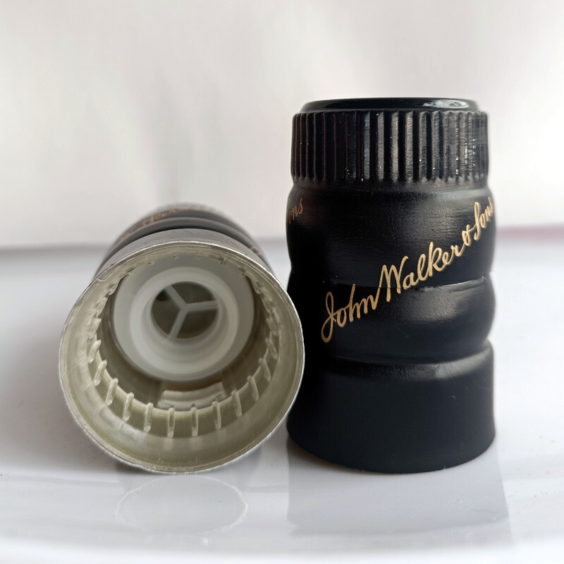 Johnnie walker cap 2025