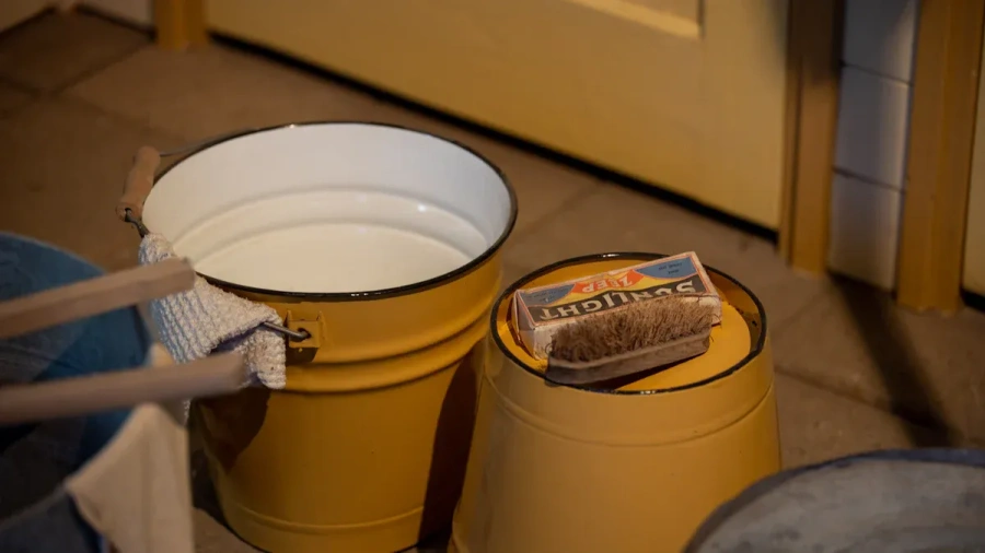 5 Proven Techniques for Stripping Paint from Your Aluminum Boat