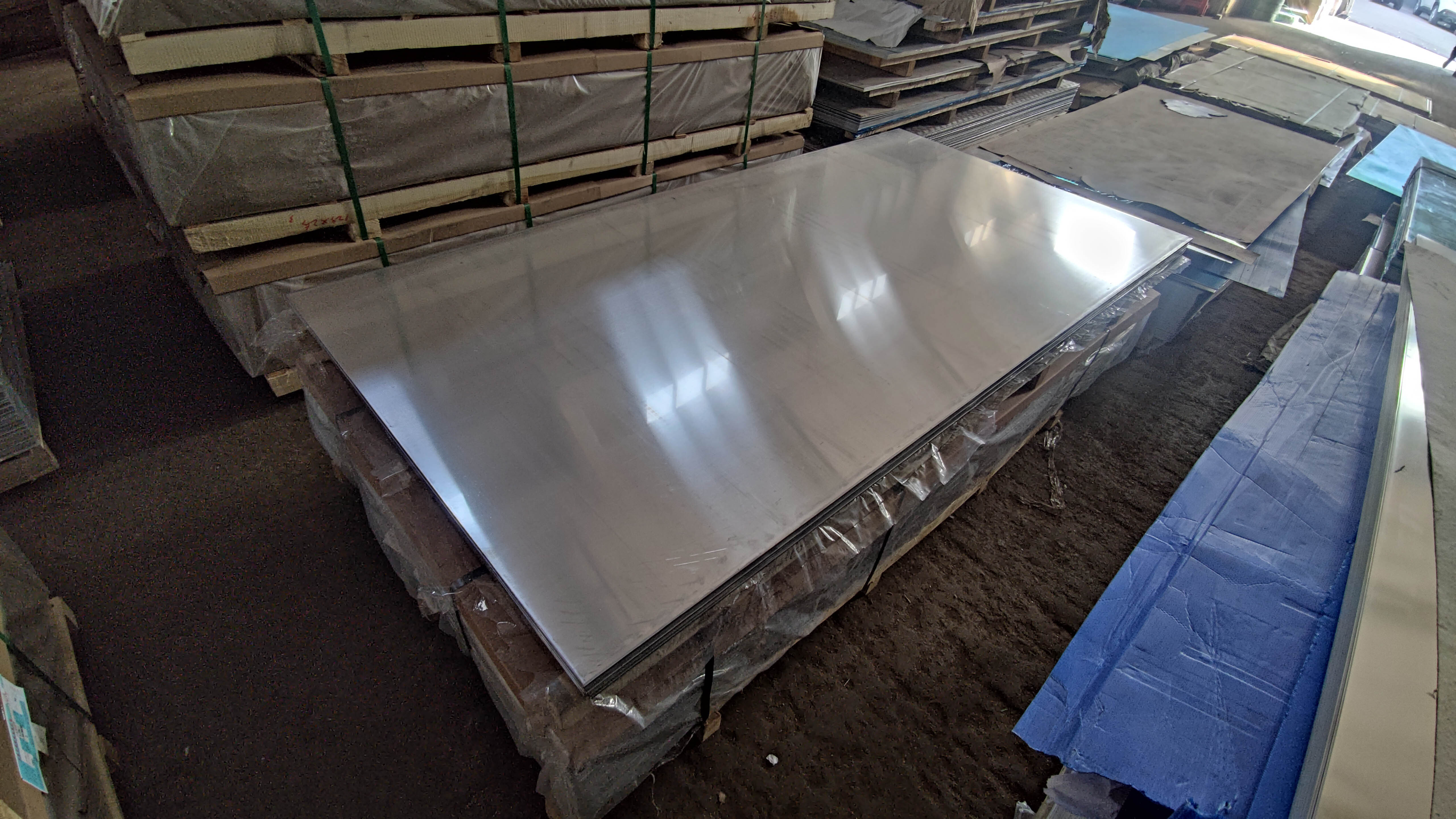 Sale of 2mm 3mm 4mm Aluminum Sheet Marine Grade Alloy Aluminum Sheet 6063 6061 Aluminum Sheet Plate
