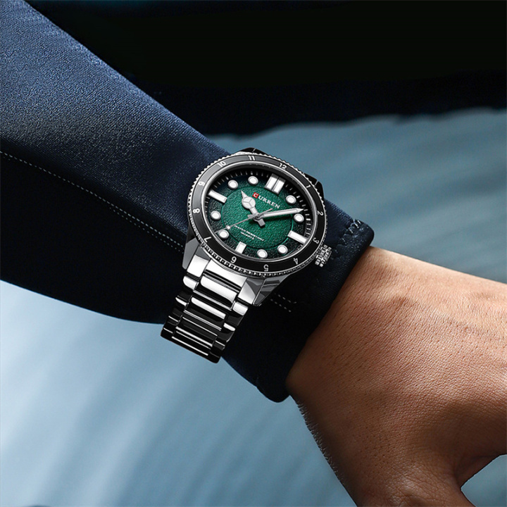 CURREN New Design 8450 Top Brand Luxury Waterproof Male Clock Quartz Business Wristwatch