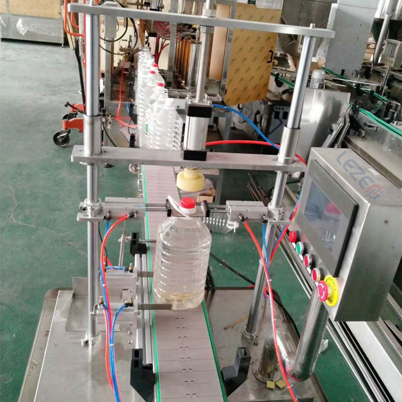 Oil bottle capping machine