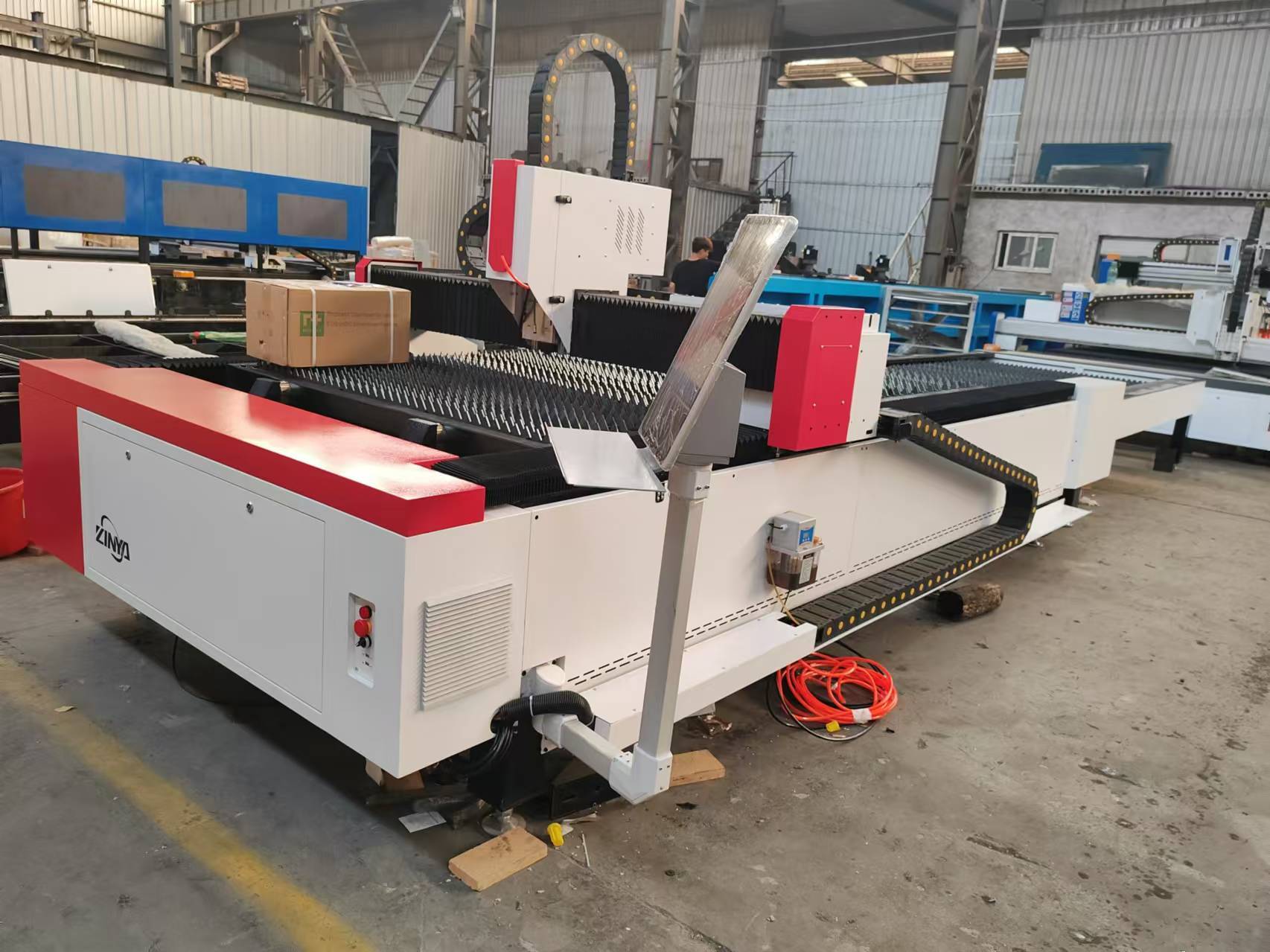 ZINYA fiber laser cutting machine for metal
