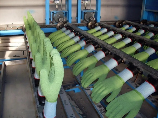 Brief introduction of glove dipping process