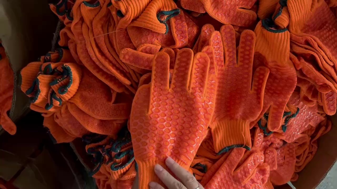 Orange Cotton polyester PVC Dotted String Knit work Gloves Pvc honey comb pattern both sides -DKP202 Orange Cotton polyester PVC Dotted String Knit work Gloves Pvc honey comb pattern both sides -DKP202 gloves,work gloves,cotton work gloves,pvc dotted gloves,PVC Dotted Knit Gloves