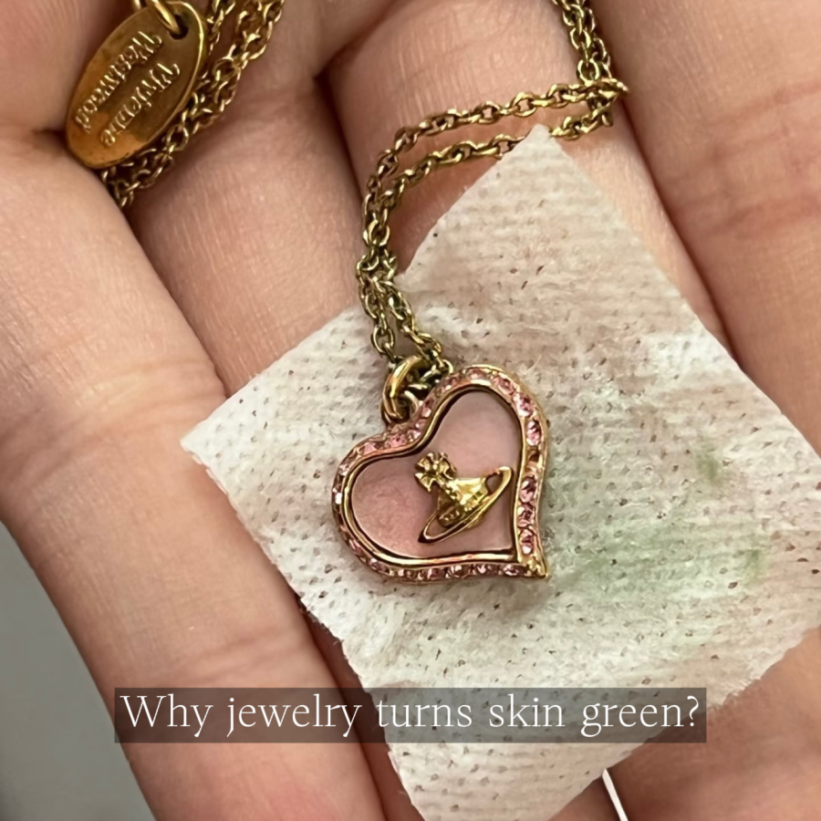 Why jewelry turns skin green？