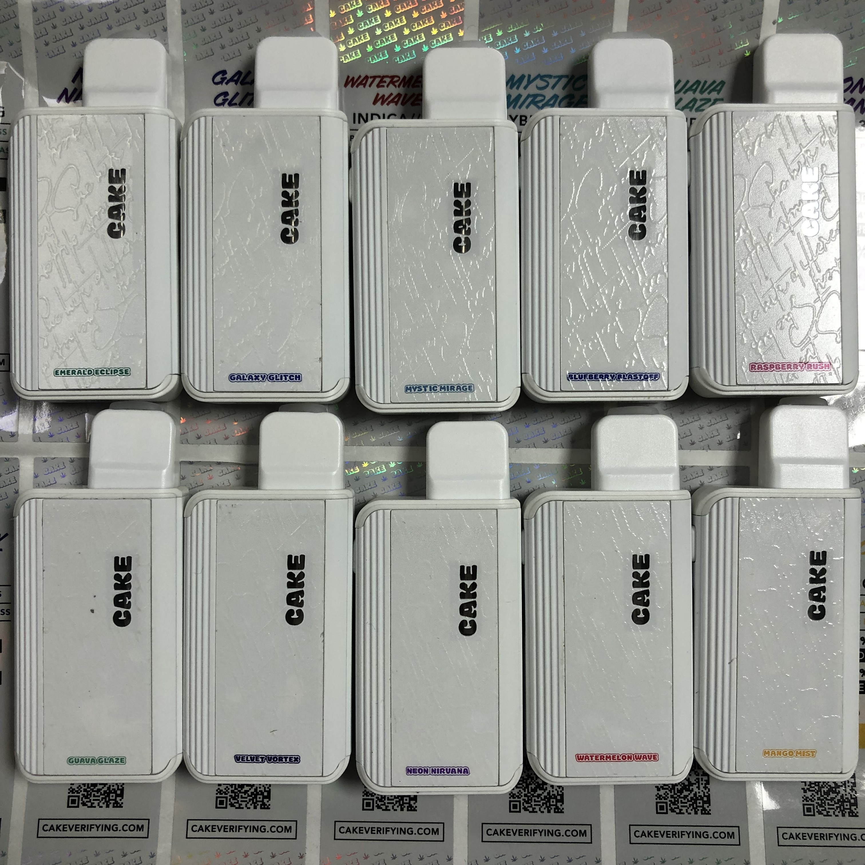 disposable vape light blinking LED light keeps blinking on my California Honey disposable vape pen. HELP!  : r/vaporents