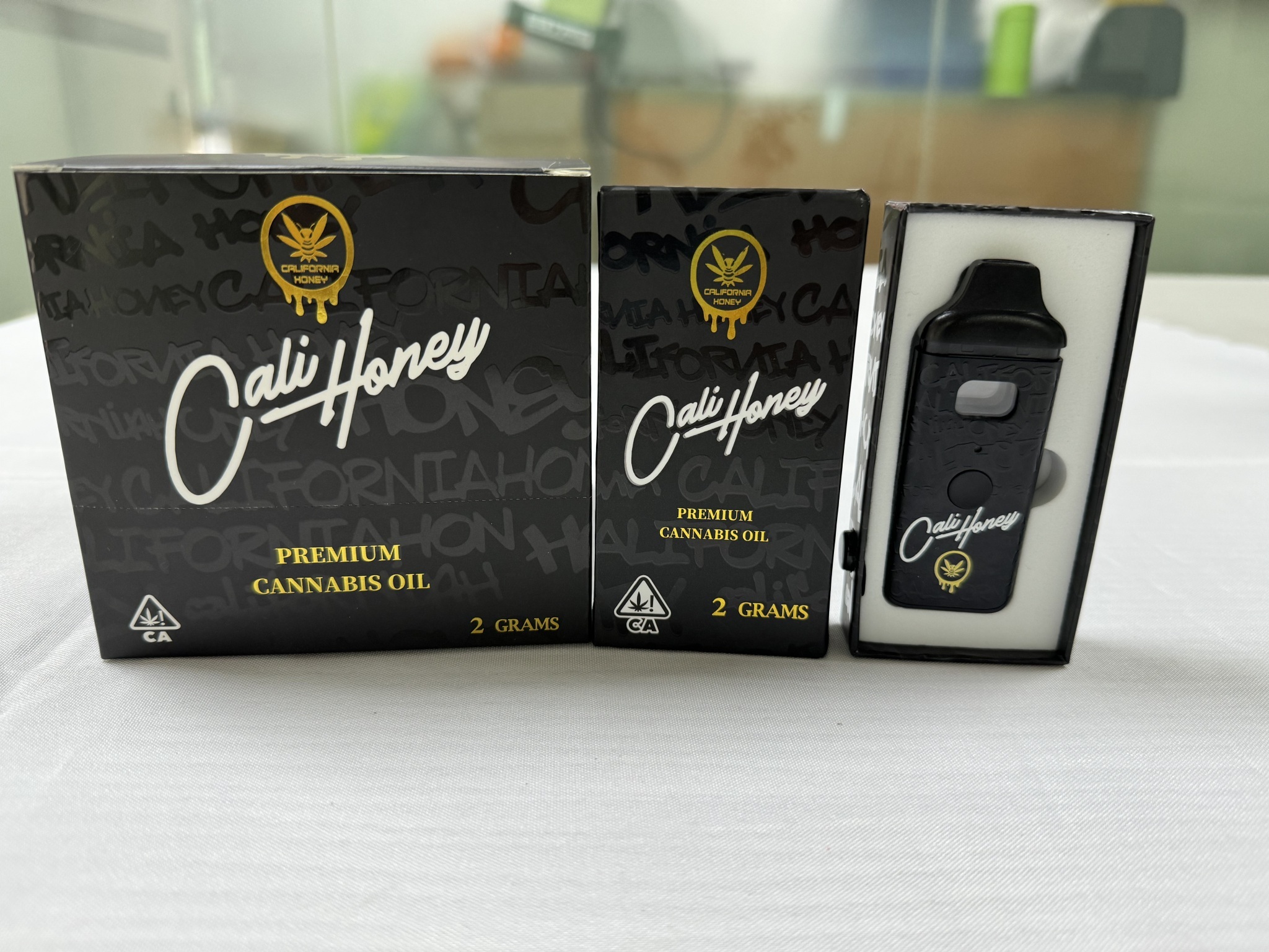 2ml California Honey Disposable Vape Pen Postless 370mah Battery Good Quality E Cig Vaping Device 2ml California Honey Disposable Vape Pen Postless 370mah Battery Good Quality E Cig Vaping Device