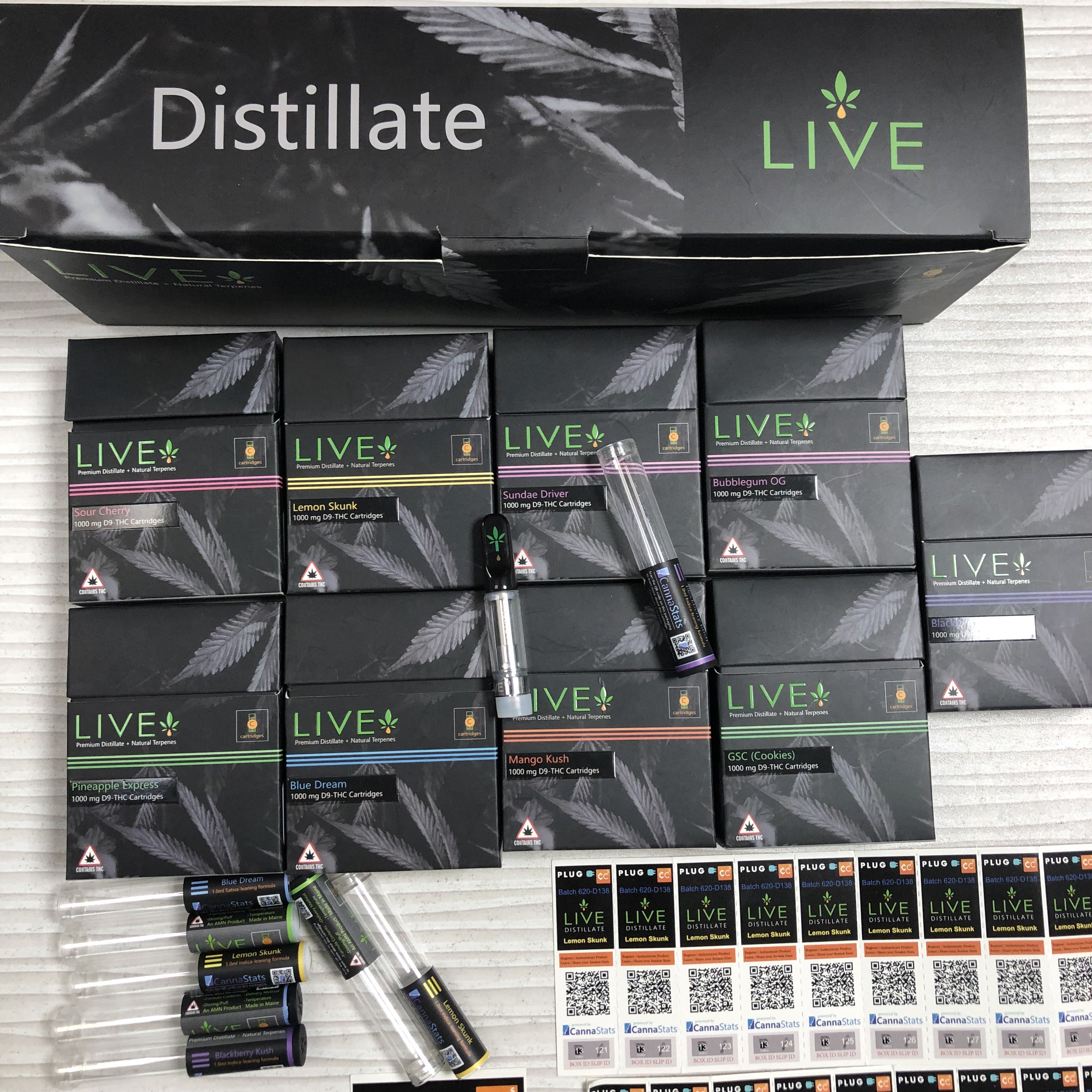 LIVE Distillate 510 Thread D8 D9 D10 Vape Carts Factory Price Ceramic Coil E Cig Empty 0.8ml Atomizer Kits 