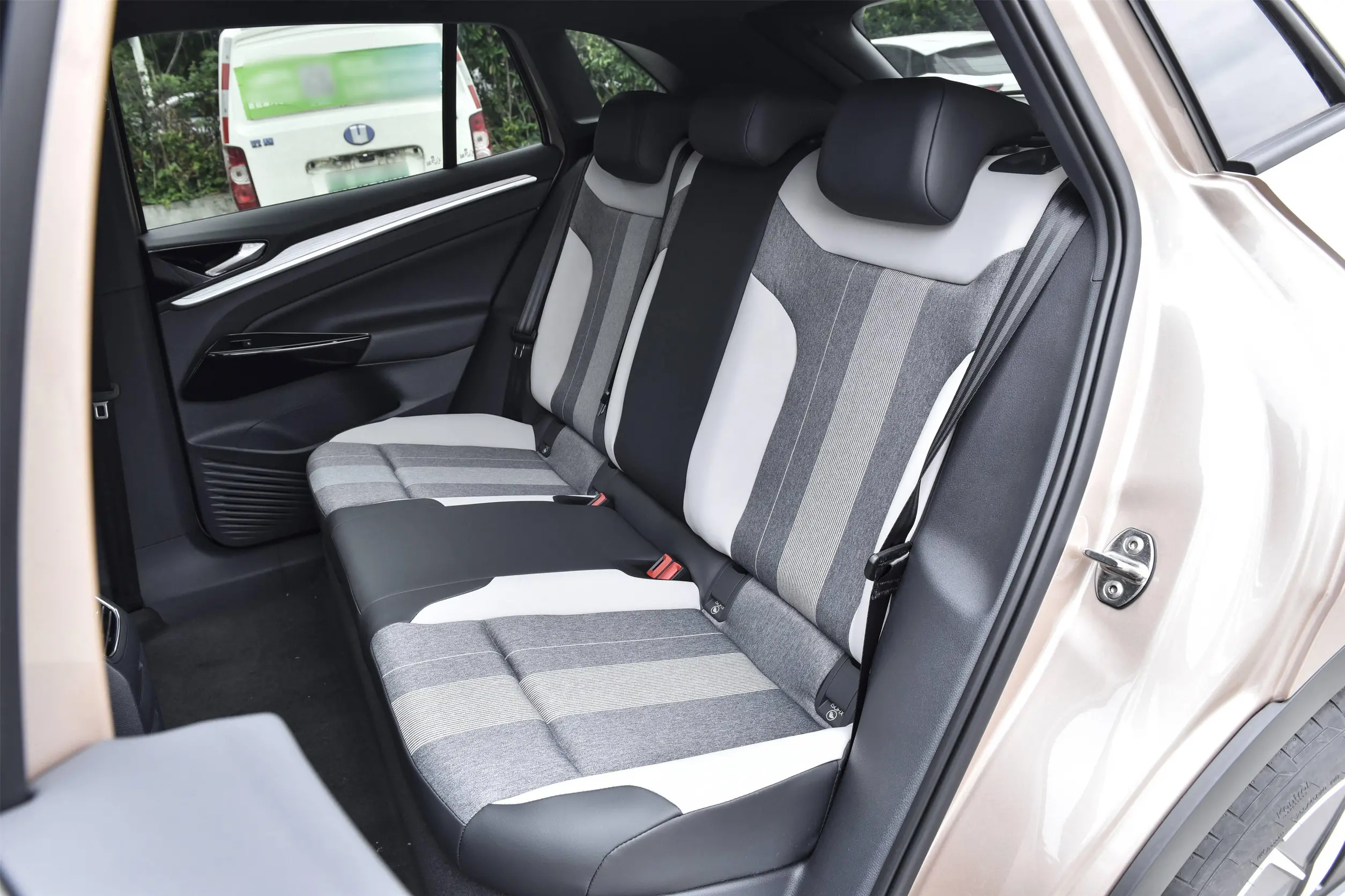 China Electric Vehicle Volkswagen ID.4 CROZZ 2023 442km Rear Drive China Electric Vehicle Volkswagen ID.4 CROZZ 2023 442km Rear Drive china electric vehicle,china electric cars,china ev