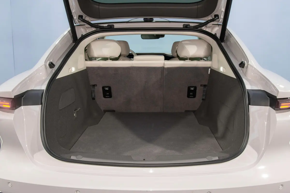 China Electric Vehicle RISING F7 2023 576km Rear Drive China Electric Vehicle RISING F7 2023 576km Rear Drive china electric vehicle,china electric cars,china ev