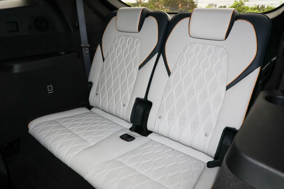 China Electric Vehicle BYD TANG NEW ENERGY 2022 EV 635km 4WD Flagship Model China Electric Vehicle BYD TANG NEW ENERGY 2022 EV 635km 4WD Flagship Model china electric vehicle,china electric cars,china ev,China Electric Car