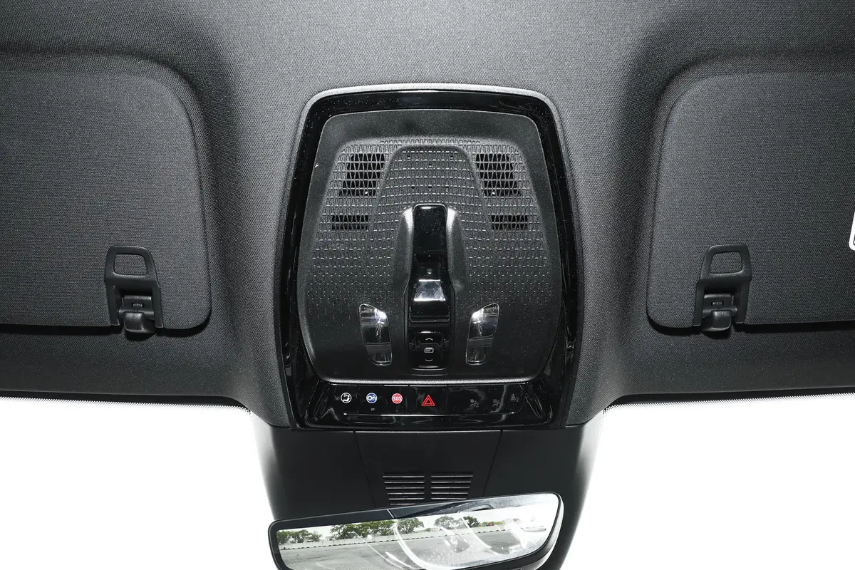 SAIC-GM Cadillac LYRIQ 2022 653km China Electric Vehicle SAIC-GM Cadillac LYRIQ 2022 653km Rear Drive Range Deluxe electric vehicle,electric suv,cadillac,lyrio