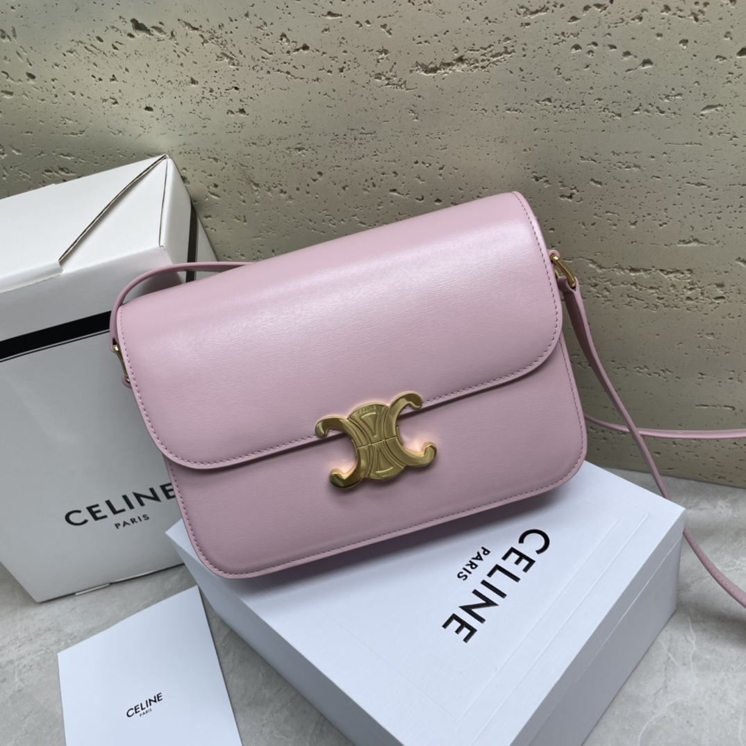 Celine 187366 TRIOMPHE bags size:22 X 16.5 X 7CM