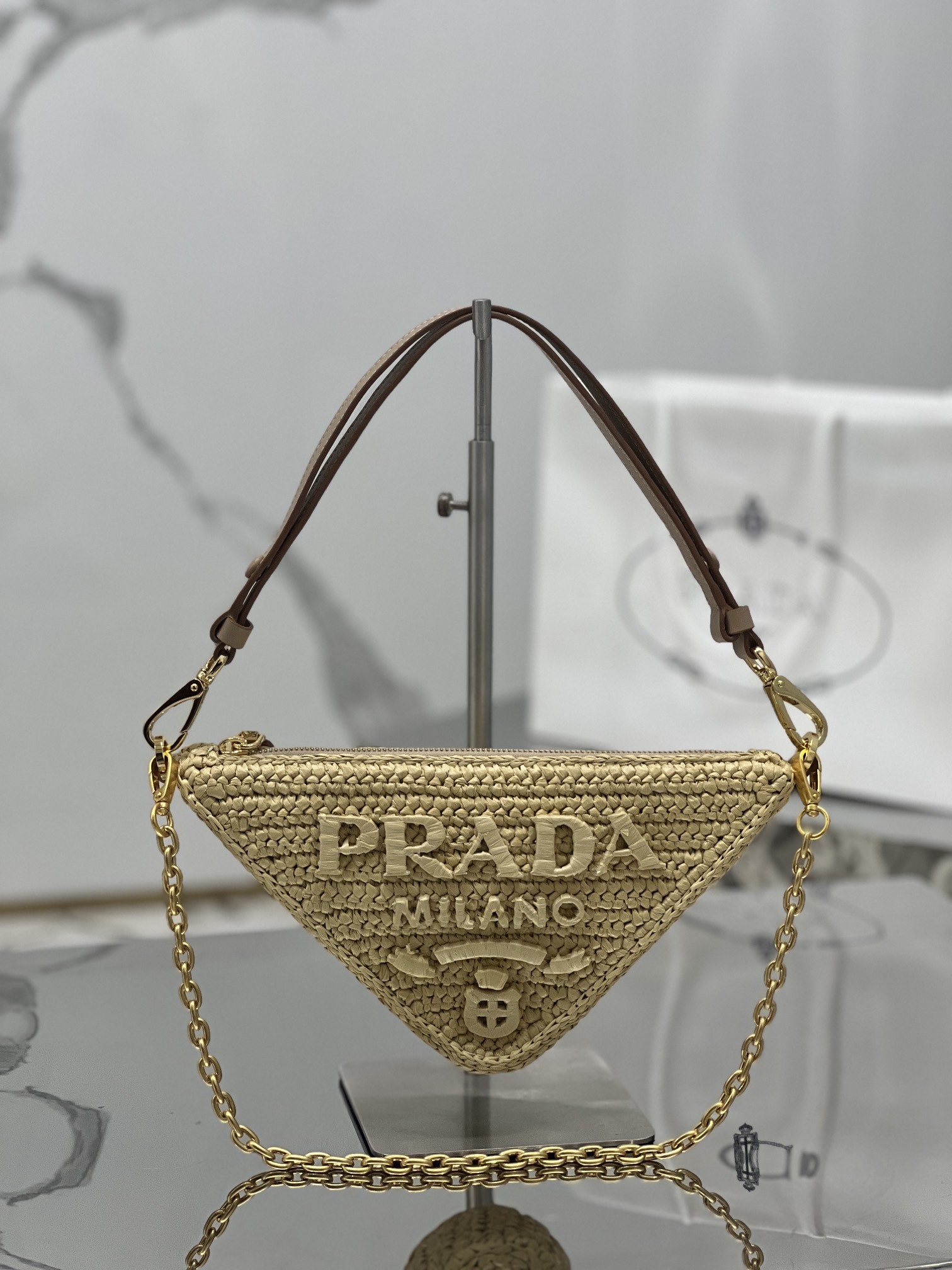 【VIPセール】PRADA プラダ ハンドバッグ 1BG865 1BG865 PRADA(プラダ) - 海外通販のBUYMA