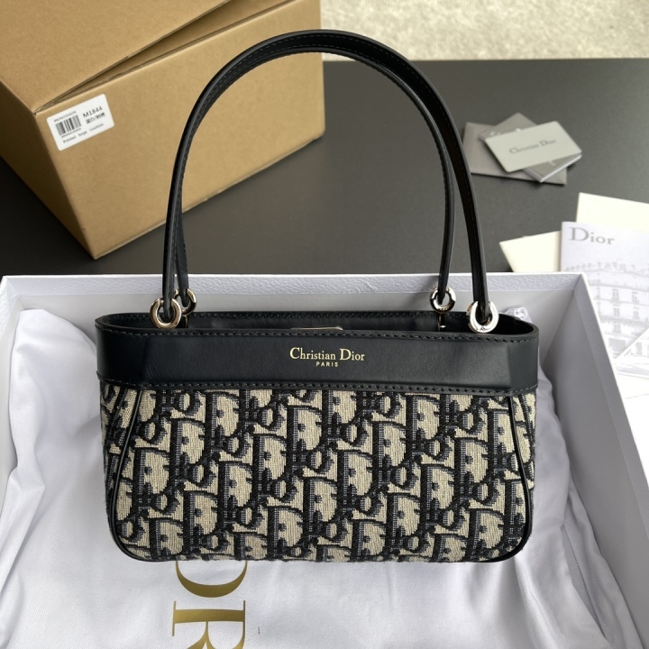 Dior M1844 mini bags