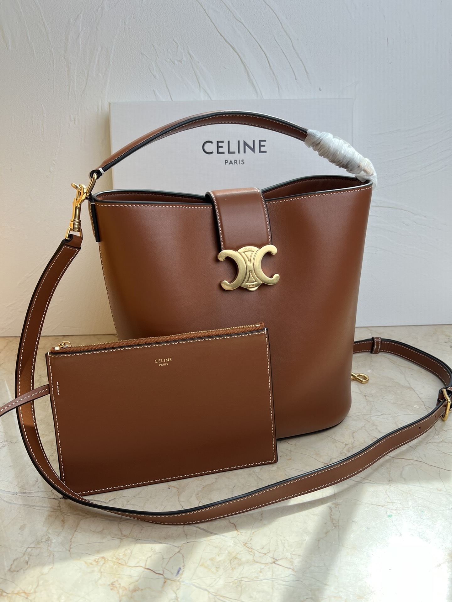 Celine 116613FX9.38NO louise tote bags