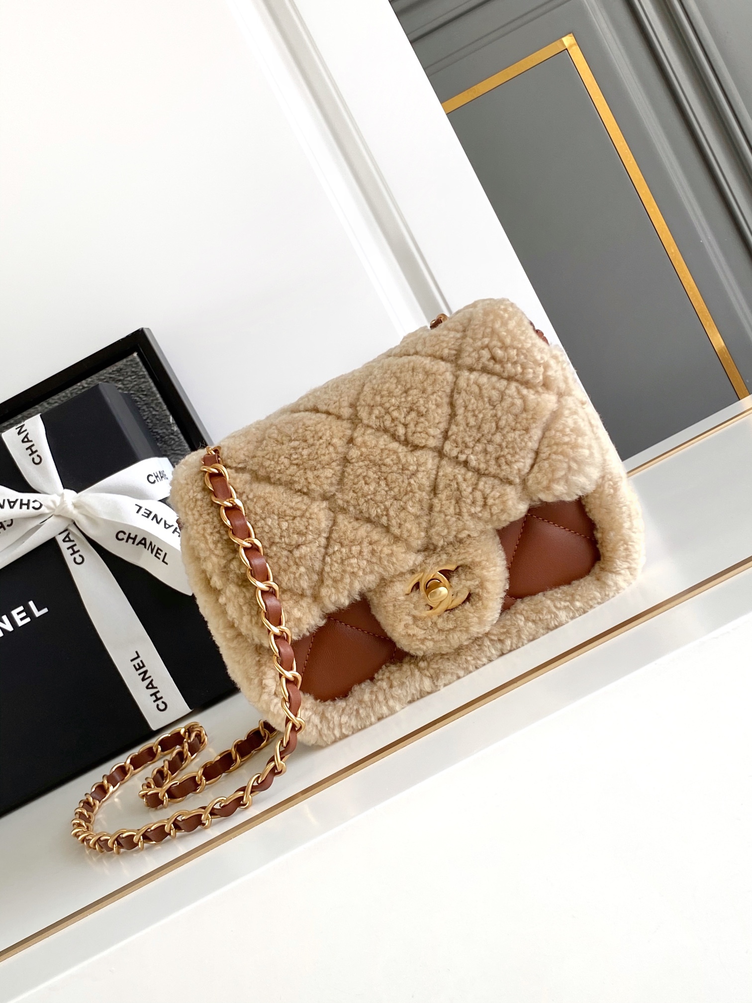 Chanel 24K AS5148 teddy hair mini CF bags