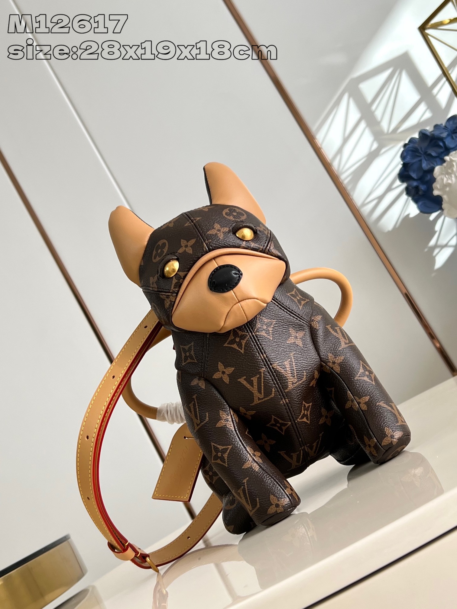 LV M12617 pooch tote bag